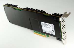 Samsung SM1715 NVMe-SSD